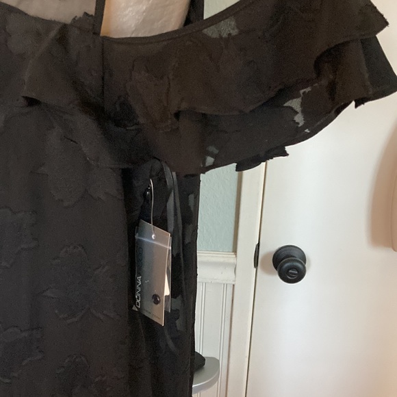 BNWT GORGEOUS BLACK DRESS - Picture 4 of 11